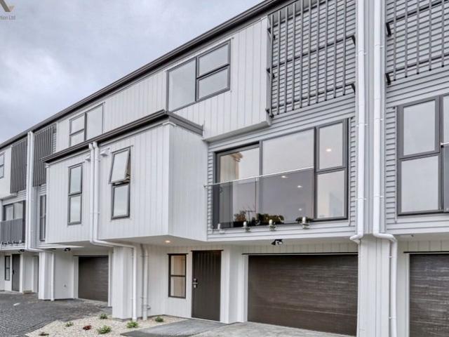 pakuranga, 3 bedrooms