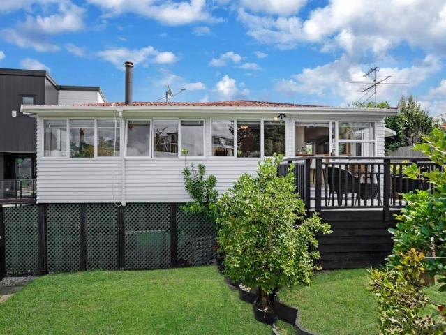 pakuranga, 3 bedrooms