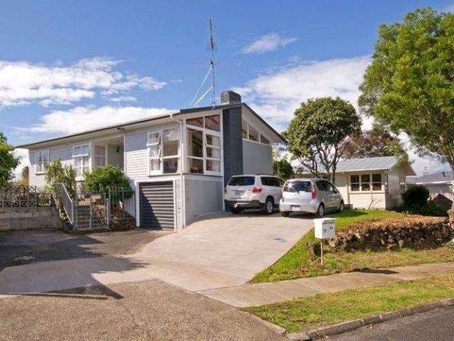 pakuranga, 3 bedrooms