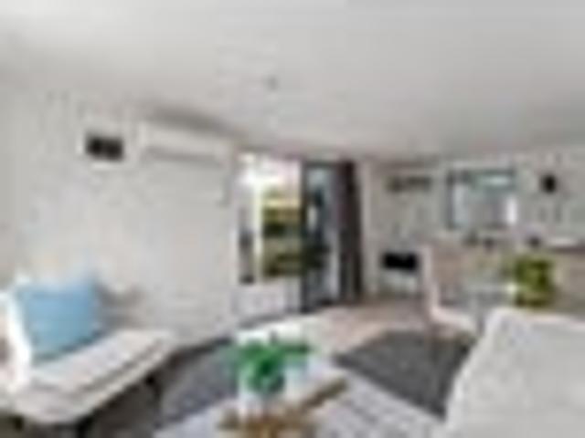 Pakuranga, 2 bedrooms, $490 pw