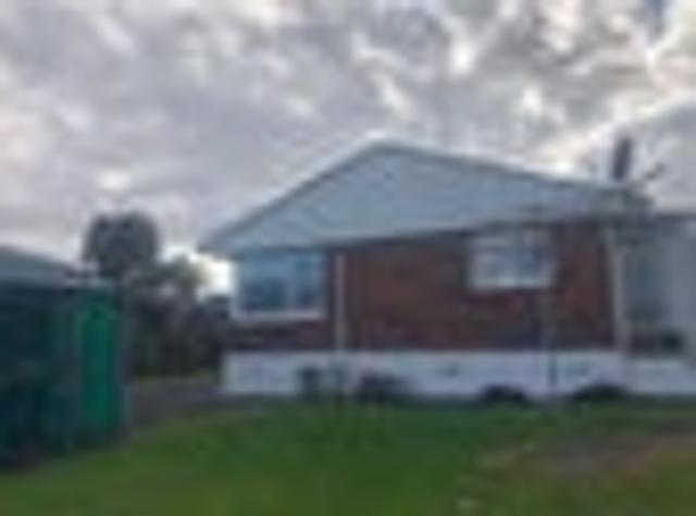 Pakuranga, 2 bedrooms, $540 pw