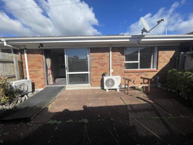 pakuranga, 2 bedrooms