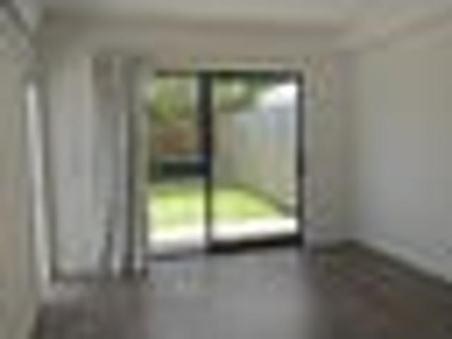 Pakuranga, 2 bedrooms, $650 pw