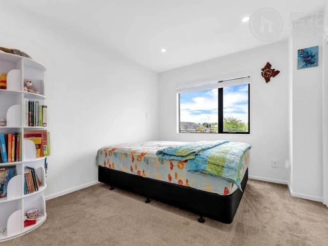 pakuranga, 2 bedrooms
