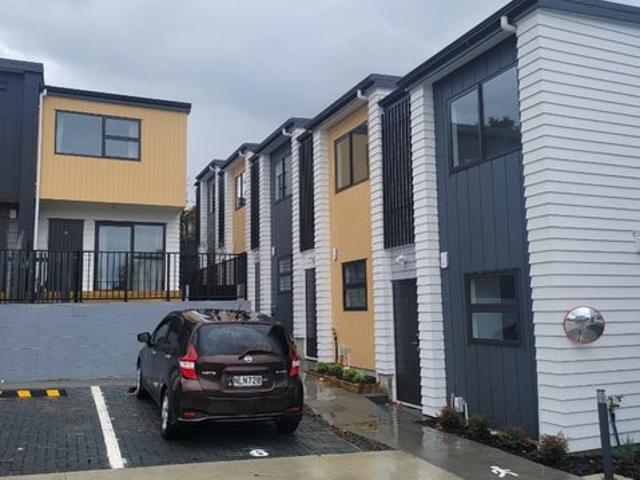 pakuranga, 2 bedrooms