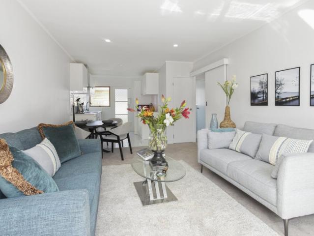 pakuranga, 2 bedrooms