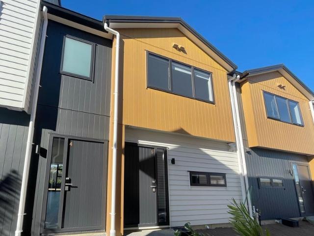 pakuranga, 2 bedrooms