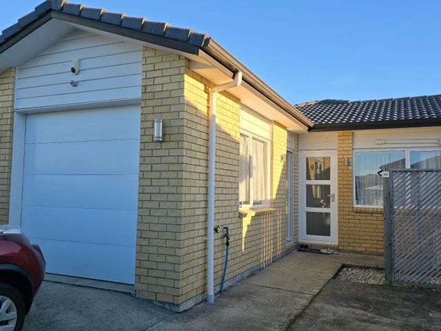 pakuranga, 2 bedrooms