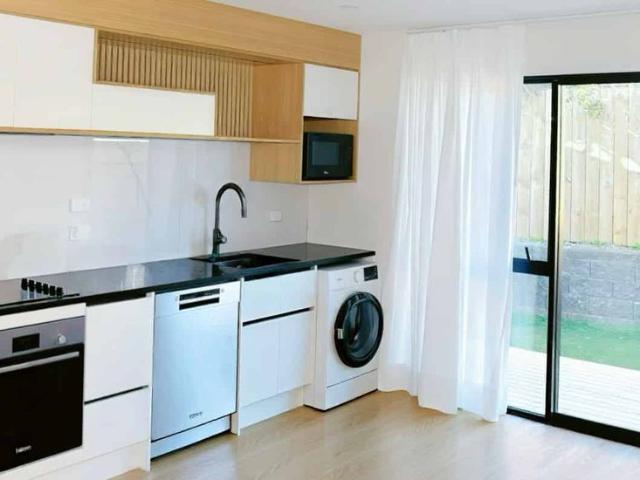 Pakuranga Height, 2 Bedroom Townhouse