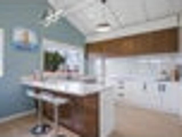 Pakuranga Heights, 4 bedrooms, $750 pw
