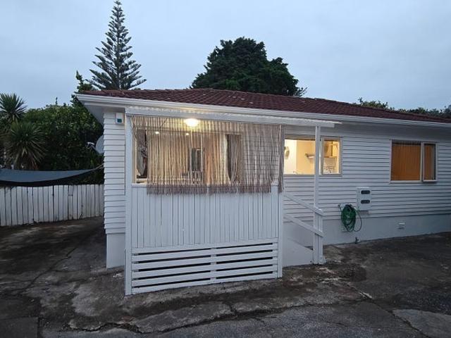 pakuranga heights, 2 bedrooms