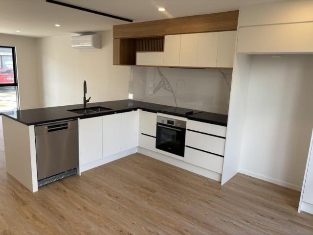pakuranga heights, 2 bedrooms