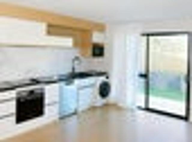 Pakuranga Heights, 2 bedrooms, $660 pw