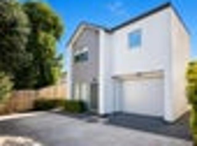 Pakuranga Heights, 3 bedrooms, $775 pw