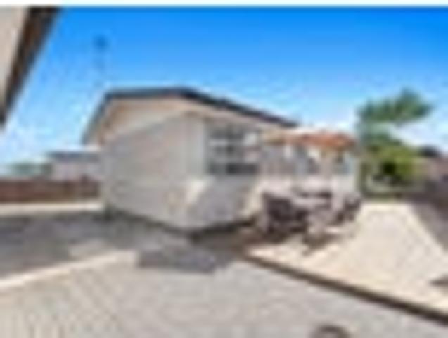 Pakuranga Heights, 3 bedrooms, $700 pw