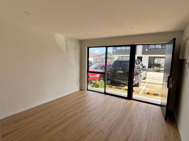 Pakuranga Heights, Newly built, 2 Bedrooms