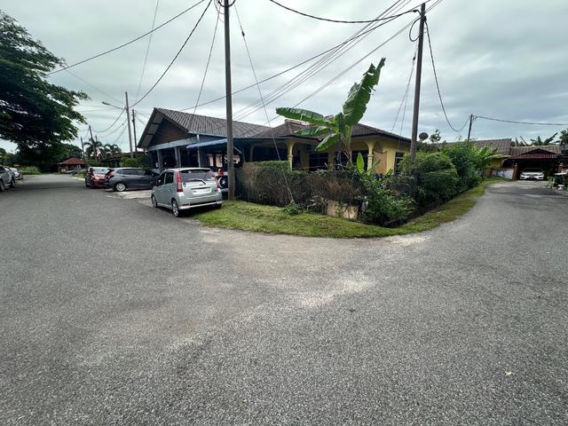 PAKA END LOT SemiD Freehold 3520 ft Belakang Kure Cafe Paka