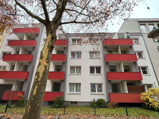 Paketkauf möglich, vermietete 2 Zimmer Eigentumswohnung, zentrale Lage von Berlin Steglitz