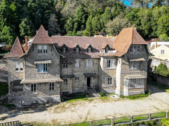 Palacete Exclusivo com piscina, Sintra