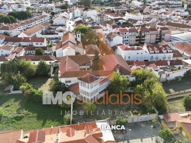 Palacete Histórico do Século XIX – Almeirim