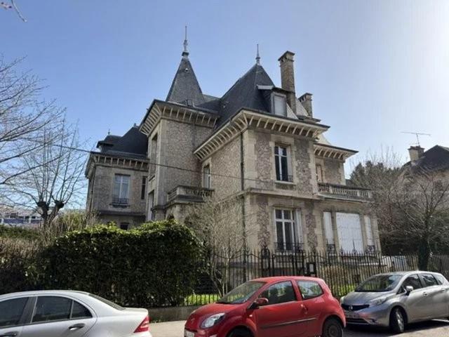 Palais de 494 m² en vente Nancy, France
