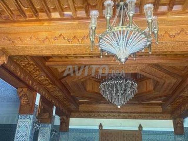 Palais de Luxe à Targa – 1500 m² de Prestige