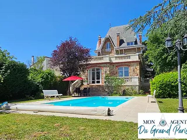 Palaiseau 91120 Achat / Vente maison 9 pièces t9 piscine terrasse