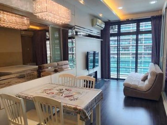 Palazio Apartment at Mount Austin Studio Unit
