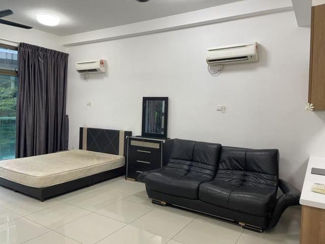 Palazio Apartment Mount Austin Studio Fully Furnish HSI AEON IKEA