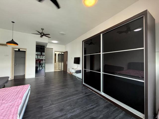 Palazio Serviced Apartment Studio for Sale