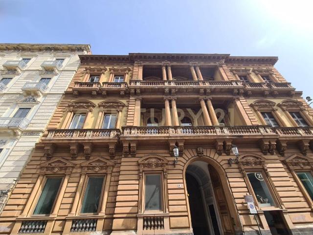 Palazzina commerciale in affitto a Catania
