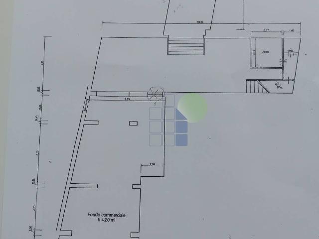 Palazzina commerciale in affitto a Livorno
