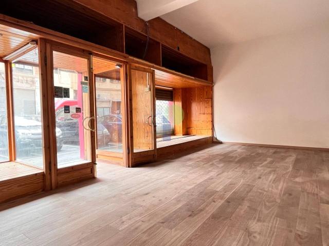 Palazzina commerciale in affitto a Livorno