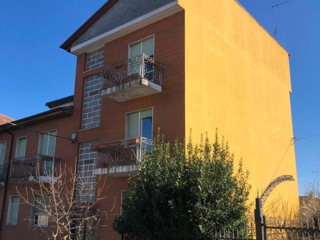 Palazzina commerciale in vendita a Murisengo