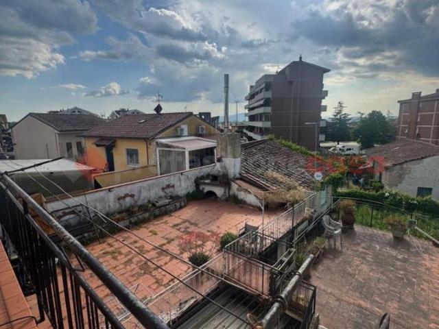 Palazzina commerciale in vendita a Monsummano Terme
