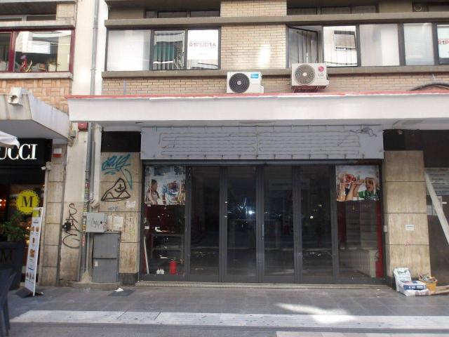 Palazzina commerciale in vendita a Bari