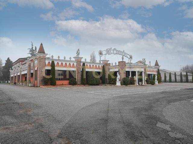 Palazzina commerciale in vendita a Bergantino