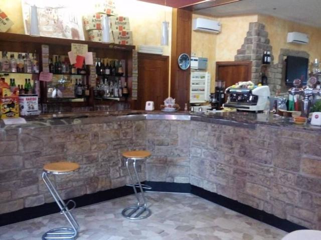 Palazzina commerciale in vendita a Brenna