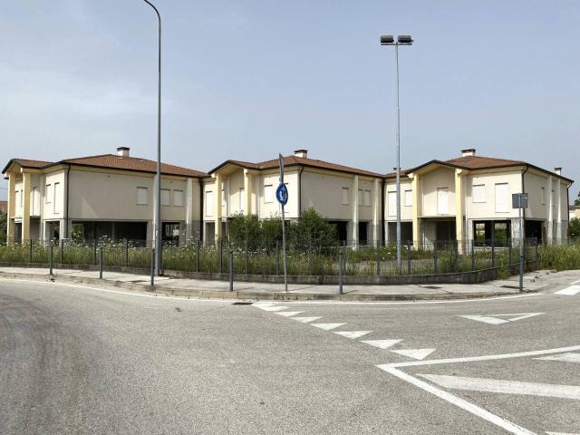 Palazzina commerciale in vendita a Cittadella