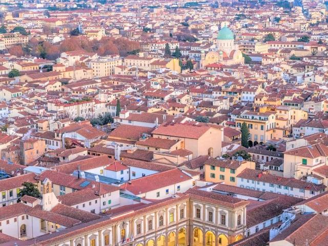 Palazzina commerciale in vendita a Firenze