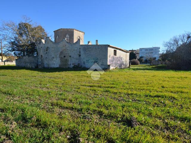Palazzina commerciale in vendita a Gioia Del Colle