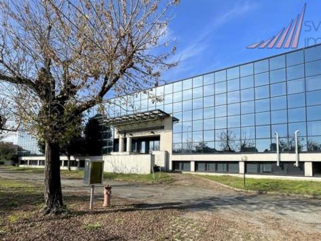 PALAZZINA COMMERCIALE IN VENDITA A PADERNO DUGNANO