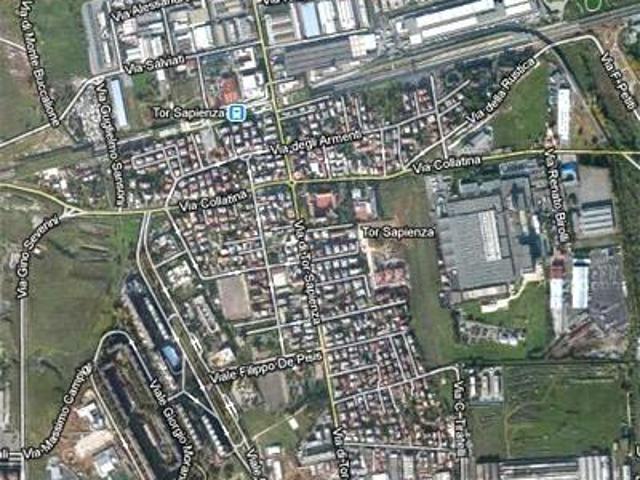 Palazzina commerciale in vendita a Roma