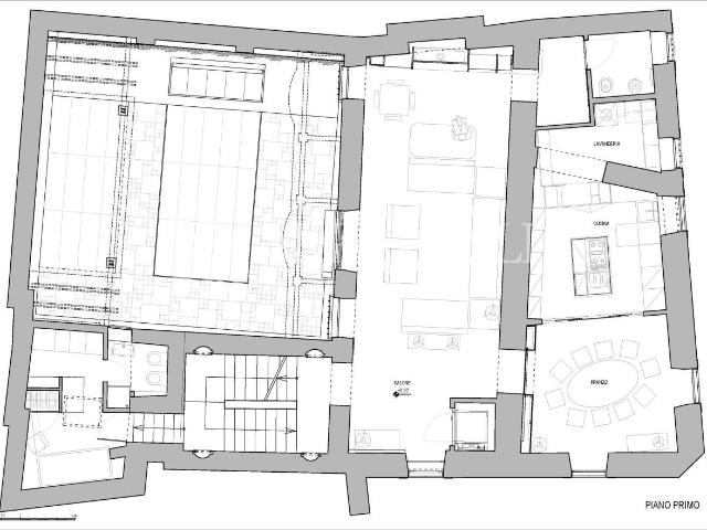 Palazzina commerciale in vendita a Roma
