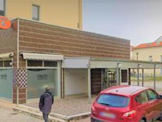 Palazzina commerciale in vendita a San Benedetto Del Tronto