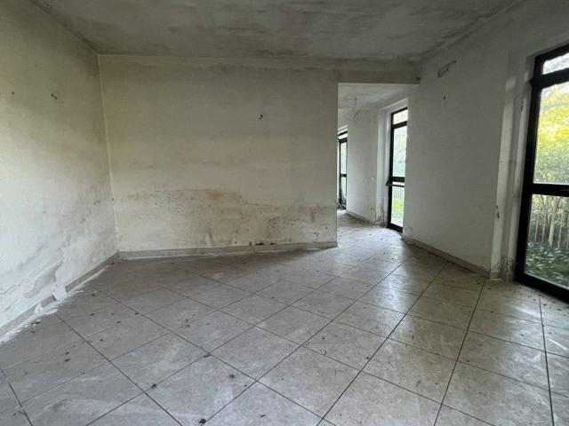 Palazzina commerciale in vendita a San Giovanni Valdarno