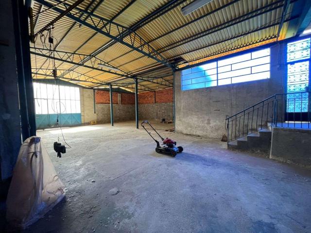 Palazzina commerciale in vendita a San Maurizio D'Opaglio