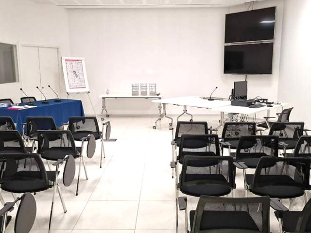 PALAZZO AMMINISTRATIVO IN AREA STRATEGICA A MENDRISIO