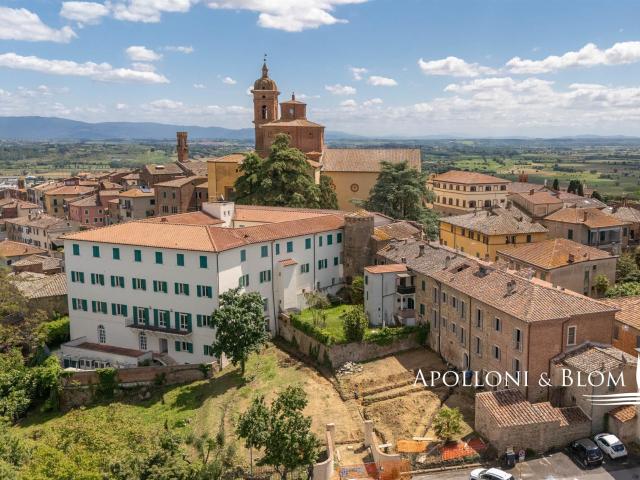 Palazzo Del ‘700 Con Giardino, Sinalunga 724m² Sinalunga