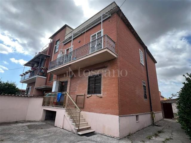 Palazzo di 200 mq a Acilia, Casal Bernocchi, Centro Giano, Dragona, Malafede, Vitinia Roma